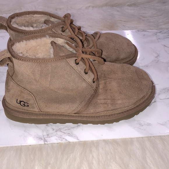 UGG Tan Suede Lace-Up Boots size 8 - Picture 6 of 11